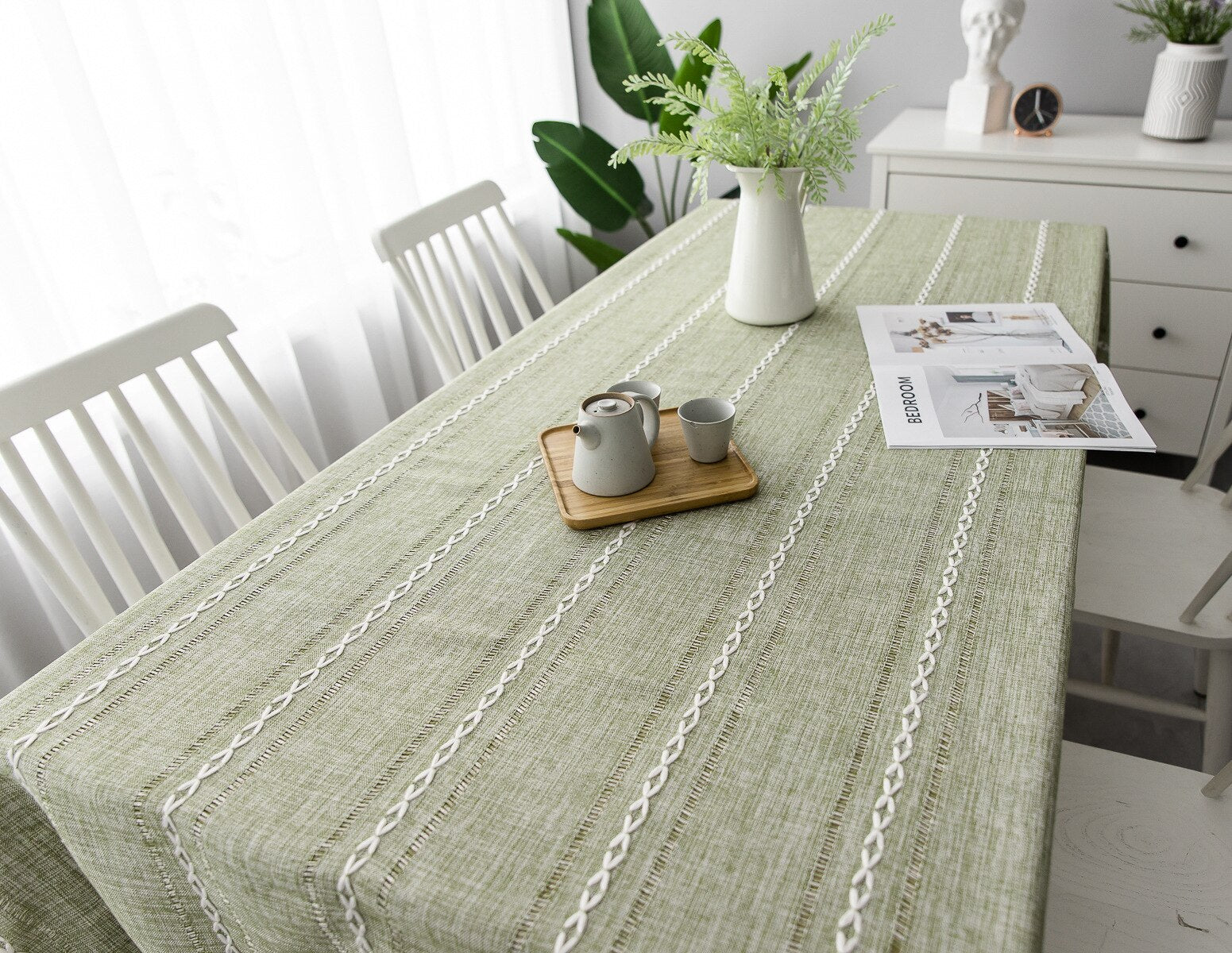 Hollow-Carved Jacquard Weave Tablecloth,Rectangle Dust-Proof Table Cover,for Kitchen Dinner Home Party Tabletop Decoration - Provence Home Living Store